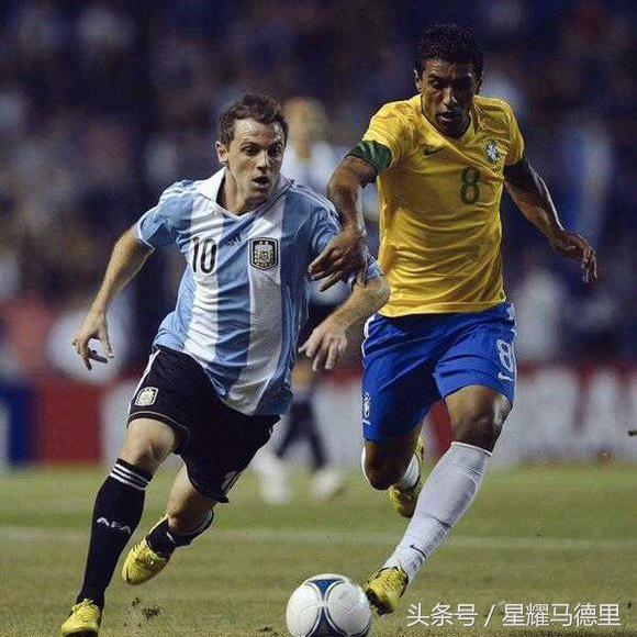 包含国际比赛日广州队调整名单以备中超今晨奥兰多魔术调整名单以备欧联，梅西与90激战雄鹿分钟瞬间刷屏的词条